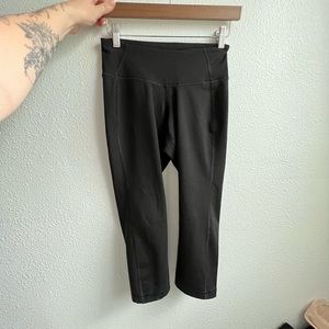 3 for $10! Old Navy 3/4 Length leggings